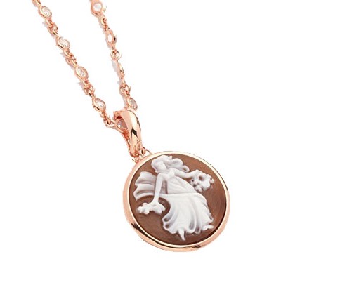 Ciondolo madame decò , Cameo Italiano