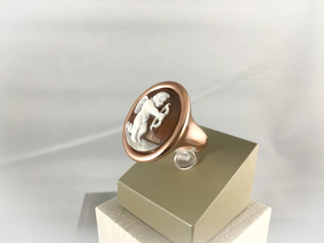 Anello in Argento Rosato con Cameo