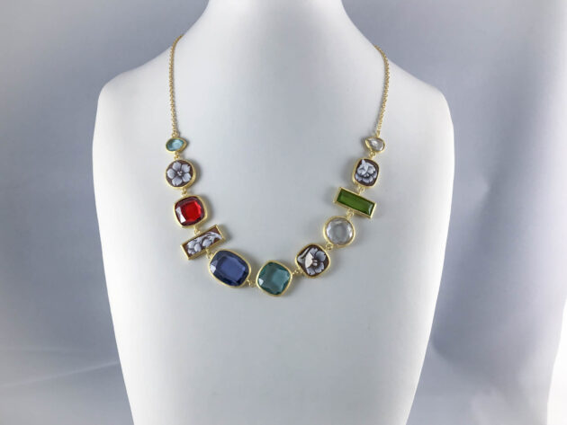 Collana in Argento dorato , quarzi e camei.