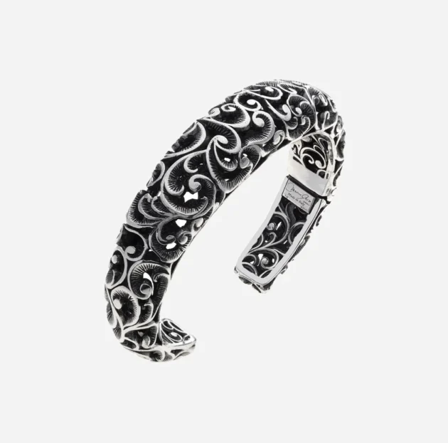 Bracciale Opera a manetta bombata